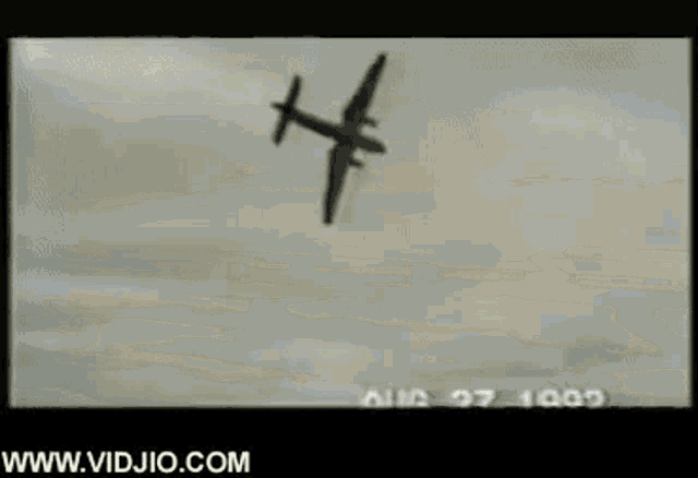 Plane Crash Landing GIF - Plane Crash Landing Explosion - Discover & Share  GIFs