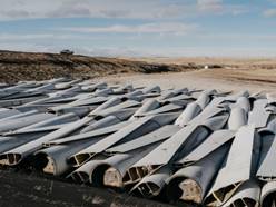 Wind Turbine Blades Can't Be Recycled, So They're Piling Up in Landfills -  Bloomberg