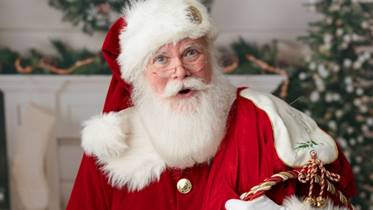 Is Santa Claus Coming to Town? Maybe Not. Blame the Labor Shortage. - WSJ