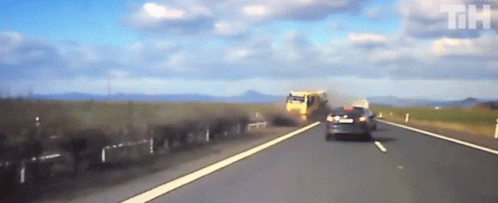 Near Miss This Is Happening GIF - Near Miss This Is Happening Almost -  Discover & Share GIFs